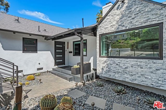 3304 Shelby Drive, Los Angeles, CA 90034