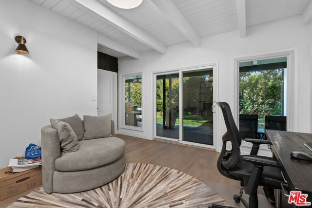 3304 Shelby Drive, Los Angeles, CA 90034