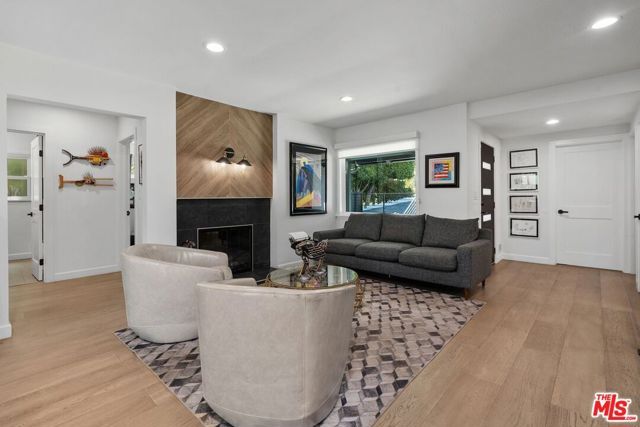 3304 Shelby Drive, Los Angeles, CA 90034