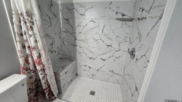 3263 Hollywood St, Baton Rouge, LA 70805