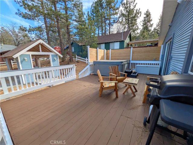 693 Knight Avenue, Big Bear Lake, CA 92315