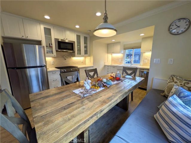 693 Knight Avenue, Big Bear Lake, CA 92315