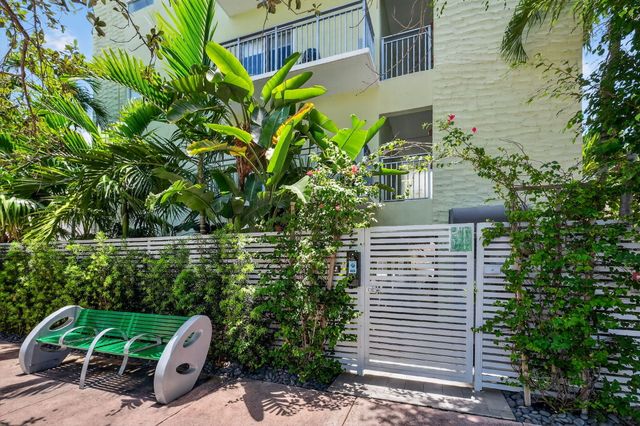 363 Washington Avenue 32, Miami Beach, FL 33139