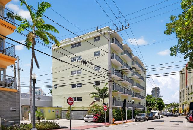 363 Washington Avenue 32, Miami Beach, FL 33139