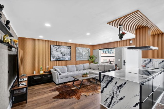 363 Washington Avenue 32, Miami Beach, FL 33139