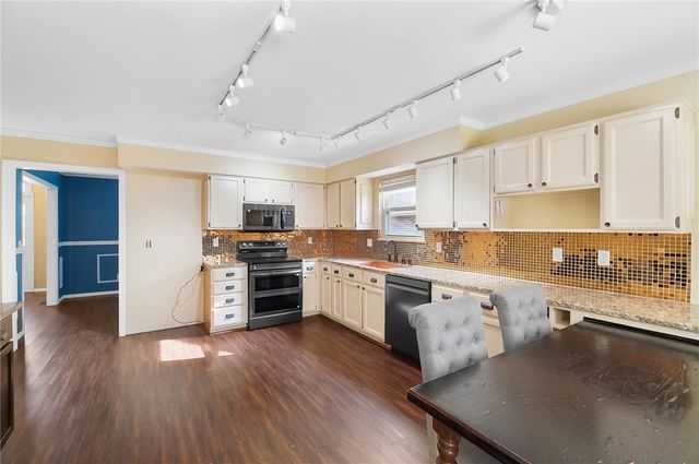 6604 Rolling Glen Drive, Huber Heights, OH 45424