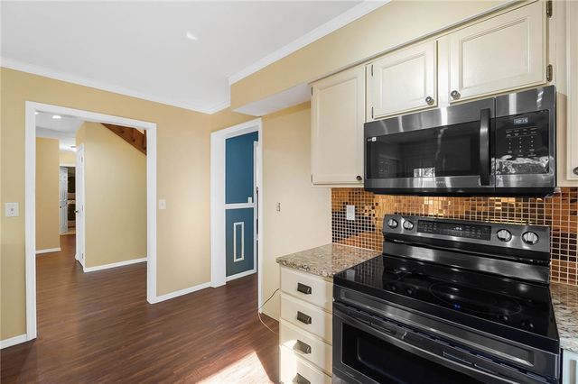 6604 Rolling Glen Drive, Huber Heights, OH 45424