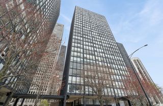 880 N LAKE SHORE Drive 16DH, Chicago, IL 60611