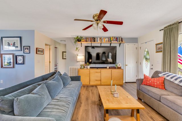 804 Schmidt Road, Rossville, GA 30741