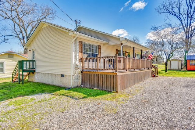 804 Schmidt Road, Rossville, GA 30741