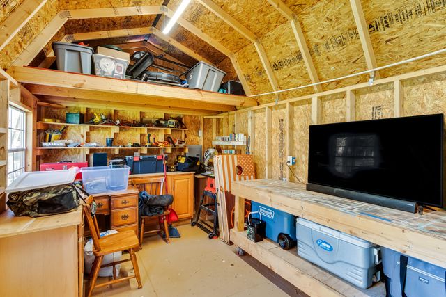 804 Schmidt Road, Rossville, GA 30741