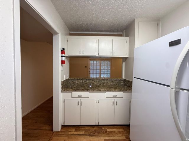 1801 Cortlandt Street 16, Houston, TX 77008