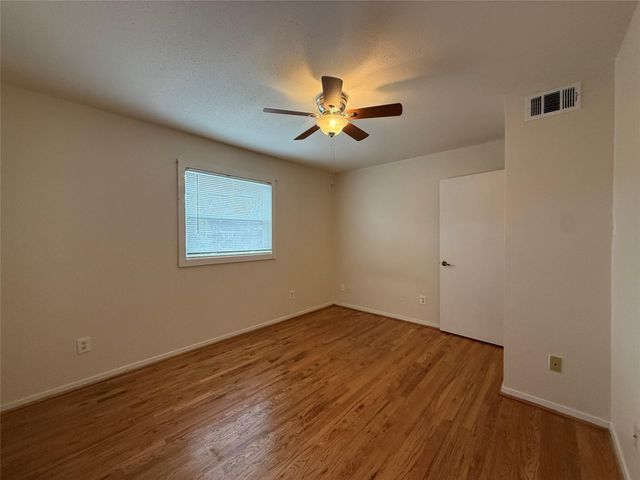 1801 Cortlandt Street 16, Houston, TX 77008