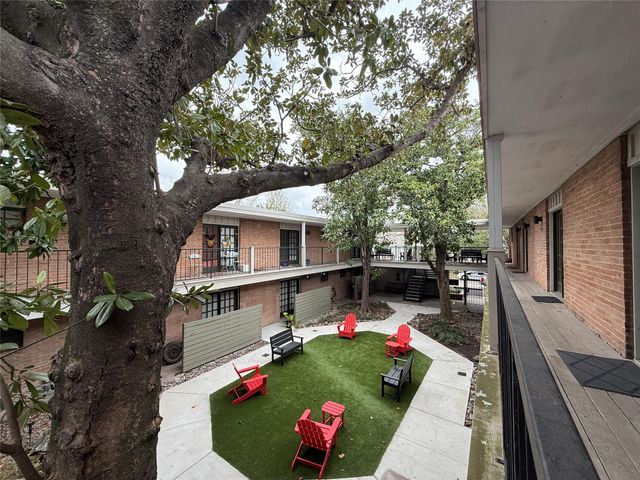 1801 Cortlandt Street 16, Houston, TX 77008