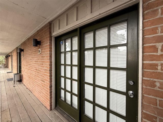 1801 Cortlandt Street 16, Houston, TX 77008