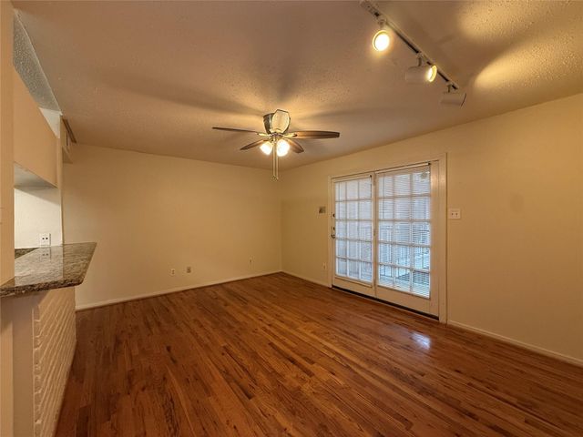 1801 Cortlandt Street 16, Houston, TX 77008