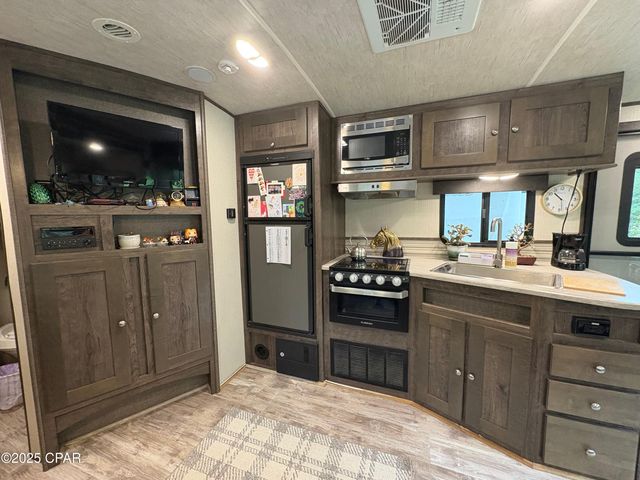 20144 NW Whitewater Grade Road, Clarksville, FL 32430