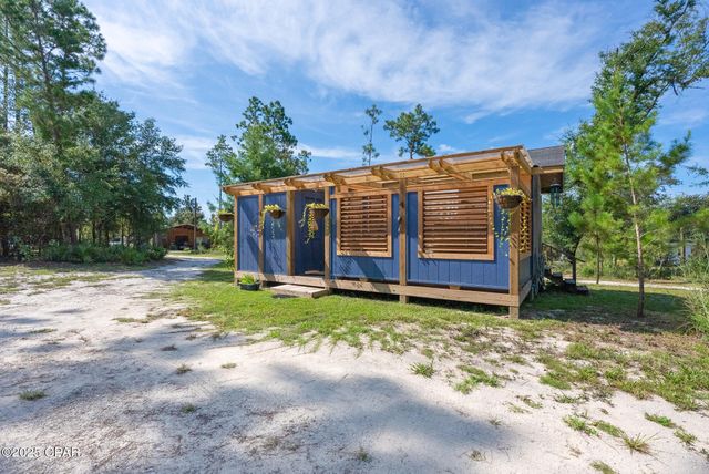 20144 NW Whitewater Grade Road, Clarksville, FL 32430