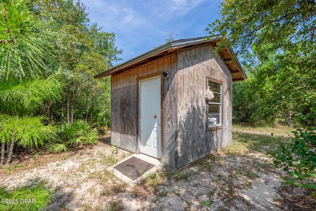 20144 NW Whitewater Grade Road, Clarksville, FL 32430