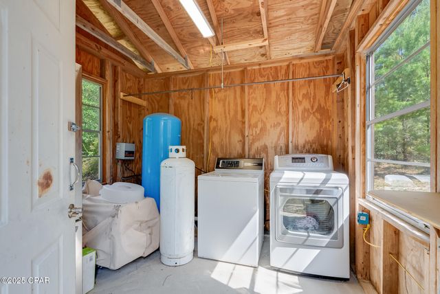 20144 NW Whitewater Grade Road, Clarksville, FL 32430