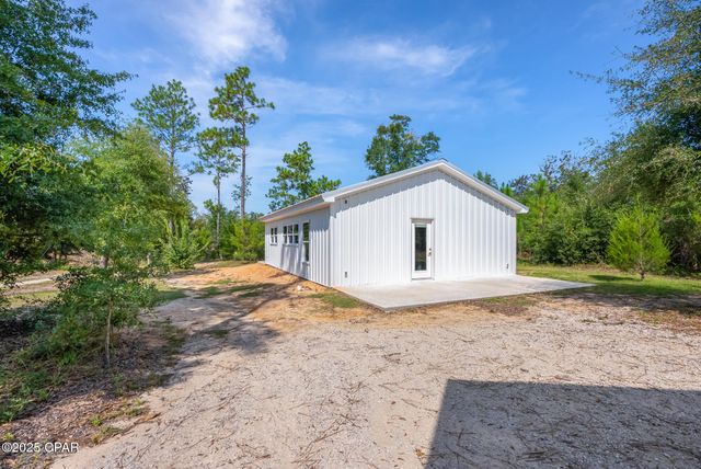 20144 NW Whitewater Grade Road, Clarksville, FL 32430