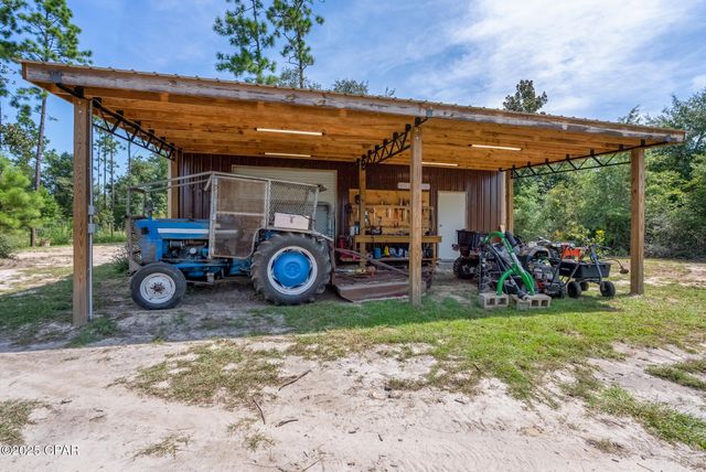 20144 NW Whitewater Grade Road, Clarksville, FL 32430