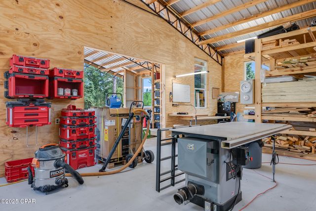 20144 NW Whitewater Grade Road, Clarksville, FL 32430