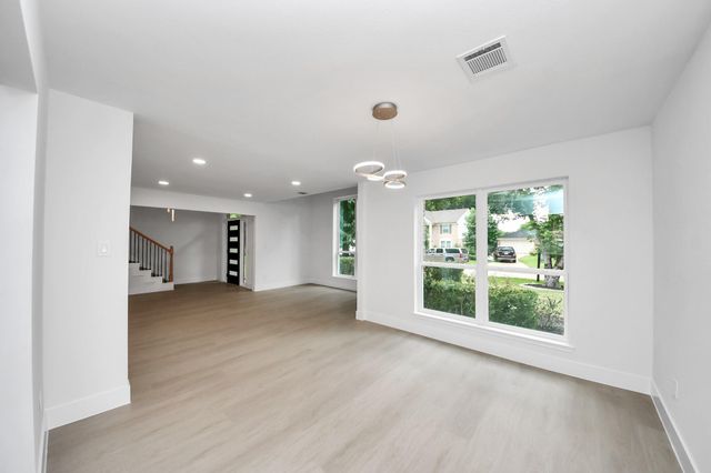 8919 Crazy Horse Trail, Houston, TX 77064
