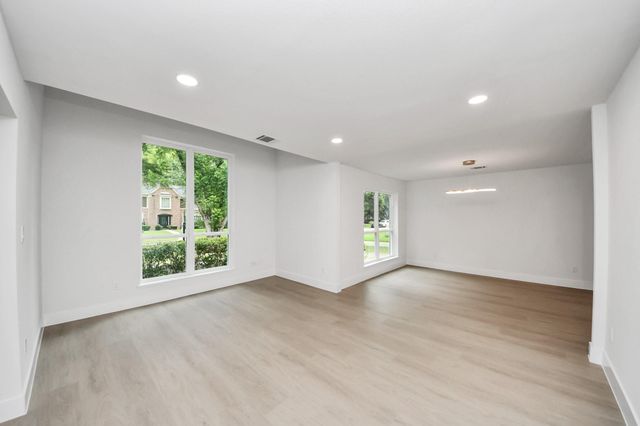 8919 Crazy Horse Trail, Houston, TX 77064