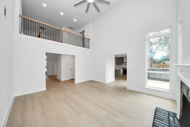 8919 Crazy Horse Trail, Houston, TX 77064