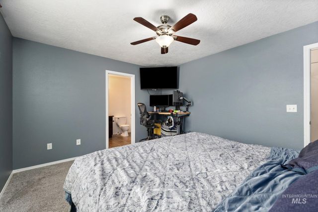 16946 Bastian Ave, Caldwell, ID 83607