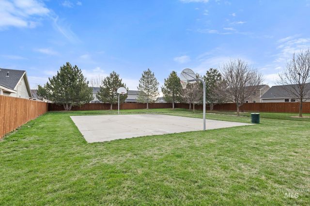 16946 Bastian Ave, Caldwell, ID 83607