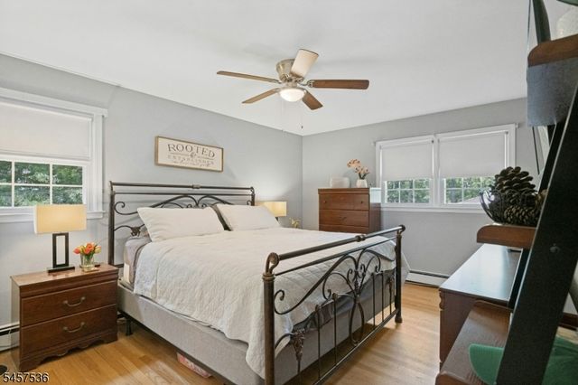33 Douglas Dr, Montville Twp., NJ 07082