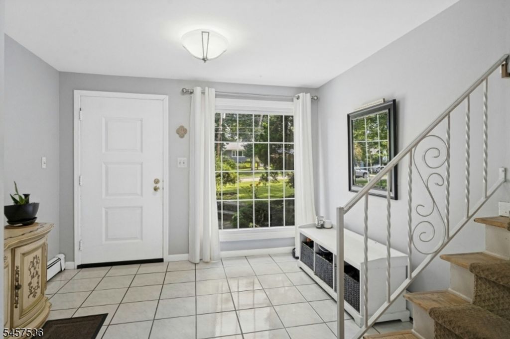 33 Douglas Dr, Montville Twp., NJ 07082 — photo 4