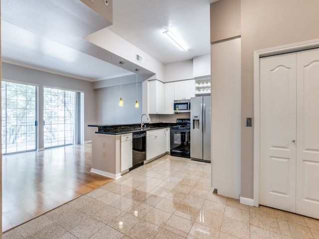 3225 Turtle Creek Boulevard 334, Dallas, TX 75219