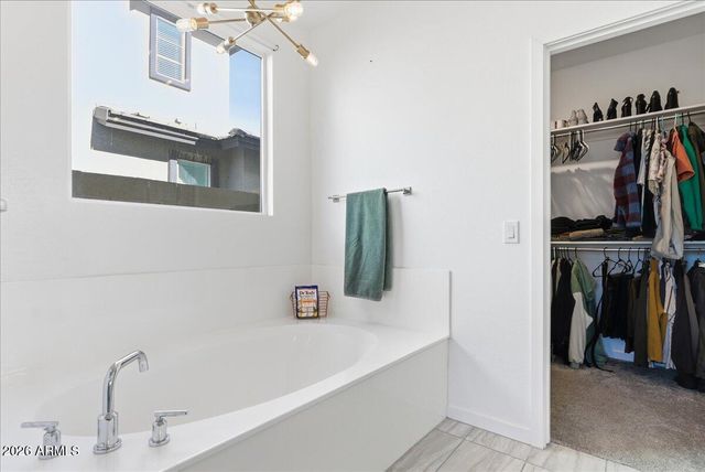 17768 W CASSIA Way, Goodyear, AZ 85338