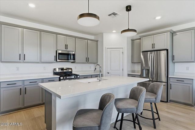 17768 W CASSIA Way, Goodyear, AZ 85338