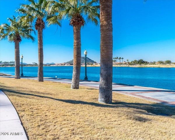 17768 W CASSIA Way, Goodyear, AZ 85338