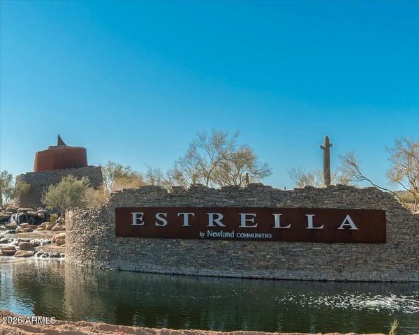 17768 W CASSIA Way, Goodyear, AZ 85338