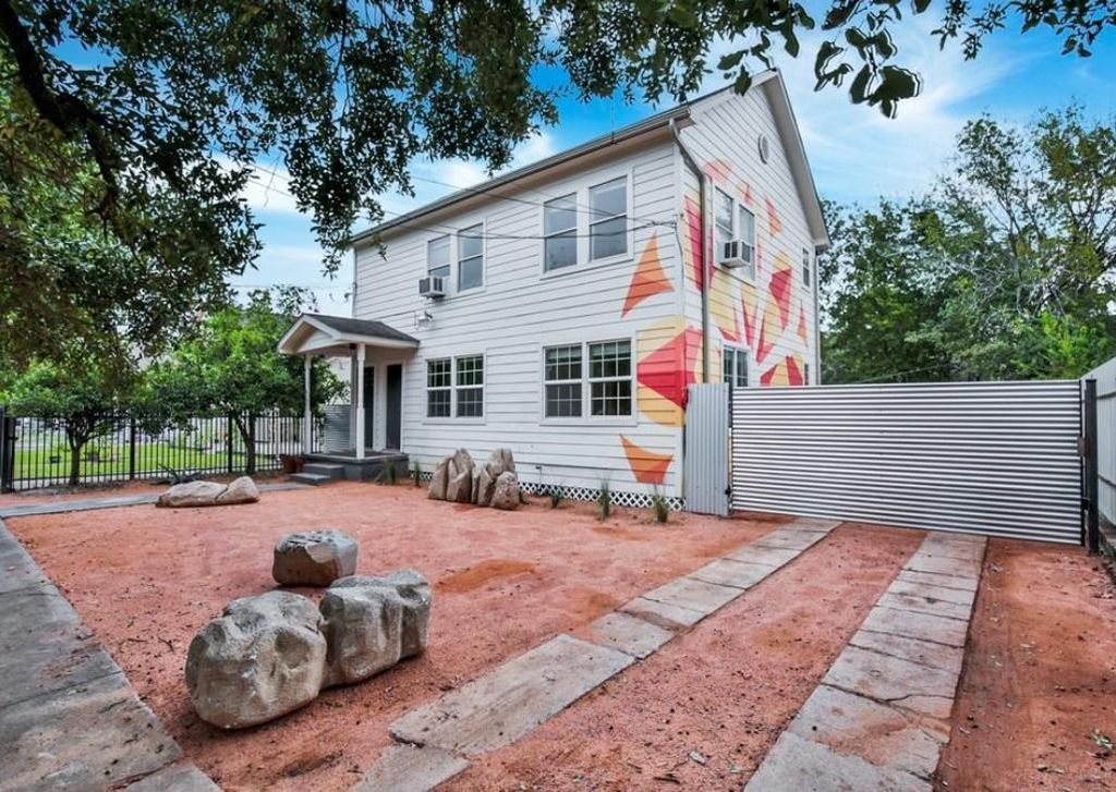 115 Hunt Street, Houston, TX 77003
