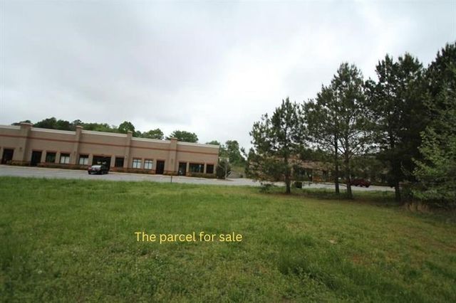 5330 Lake Pointe Center Drive, Cumming, GA 30041