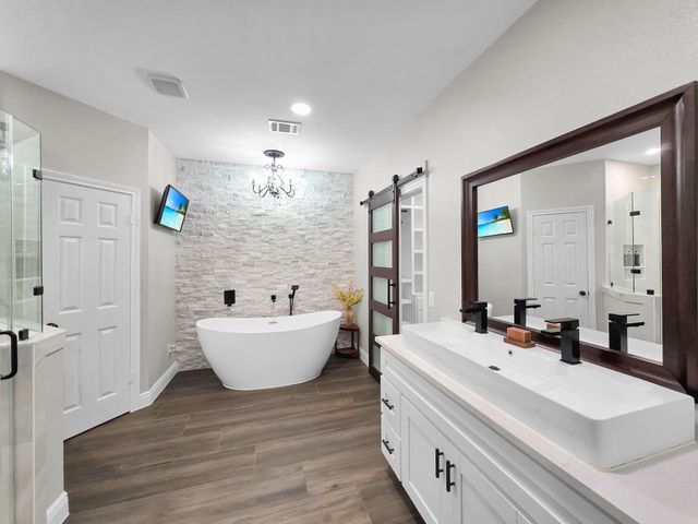 3610 Wildwood Ridge Drive, Kingwood, TX 77339