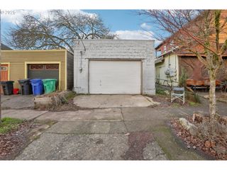 2021 Se TIBBETTS St, Portland, OR 97202