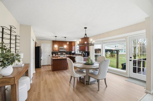 1327 Chelsea Court, Hamilton Twp, OH 45152