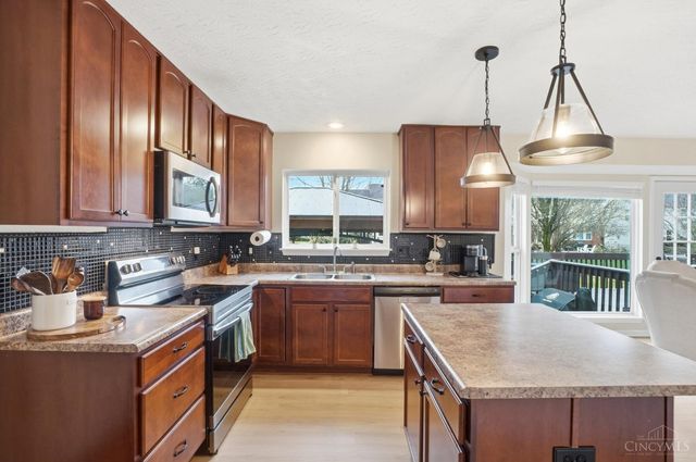 1327 Chelsea Court, Hamilton Twp, OH 45152