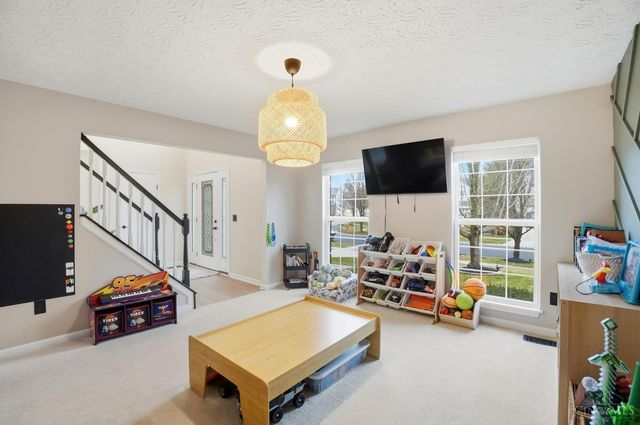 1327 Chelsea Court, Hamilton Twp, OH 45152