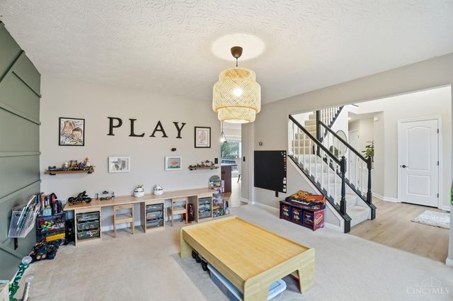 1327 Chelsea Court, Hamilton Twp, OH 45152