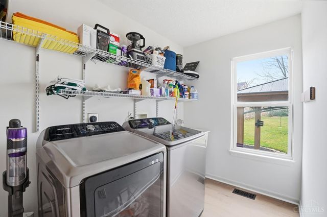 1327 Chelsea Court, Hamilton Twp, OH 45152