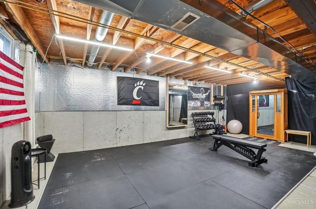 1327 Chelsea Court, Hamilton Twp, OH 45152