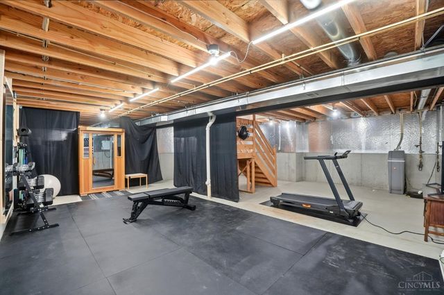 1327 Chelsea Court, Hamilton Twp, OH 45152